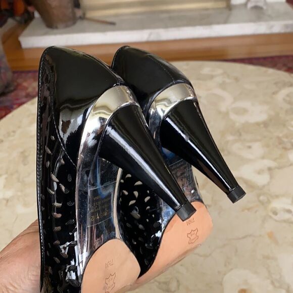 Arturo Chiang Peep Toe Patent Leather Heels - Picture 6 of 9